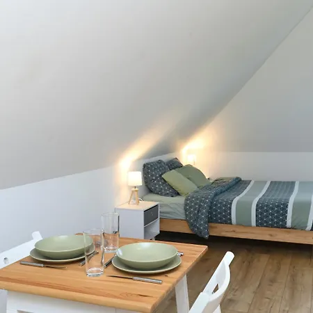 Tc Residences - *